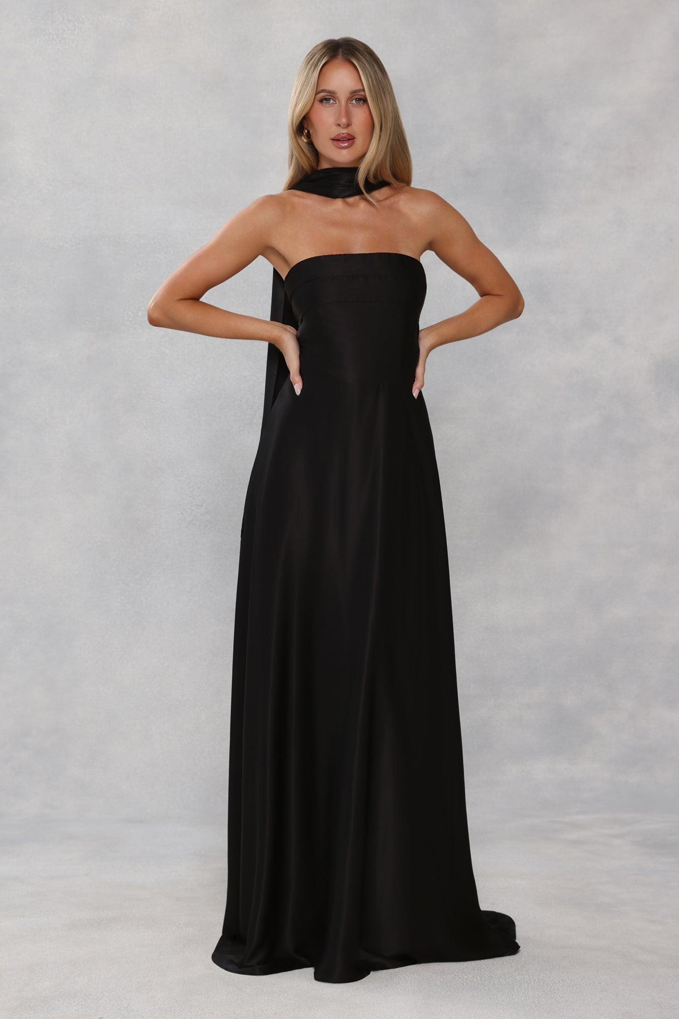 Satin Neck Scarf Black
