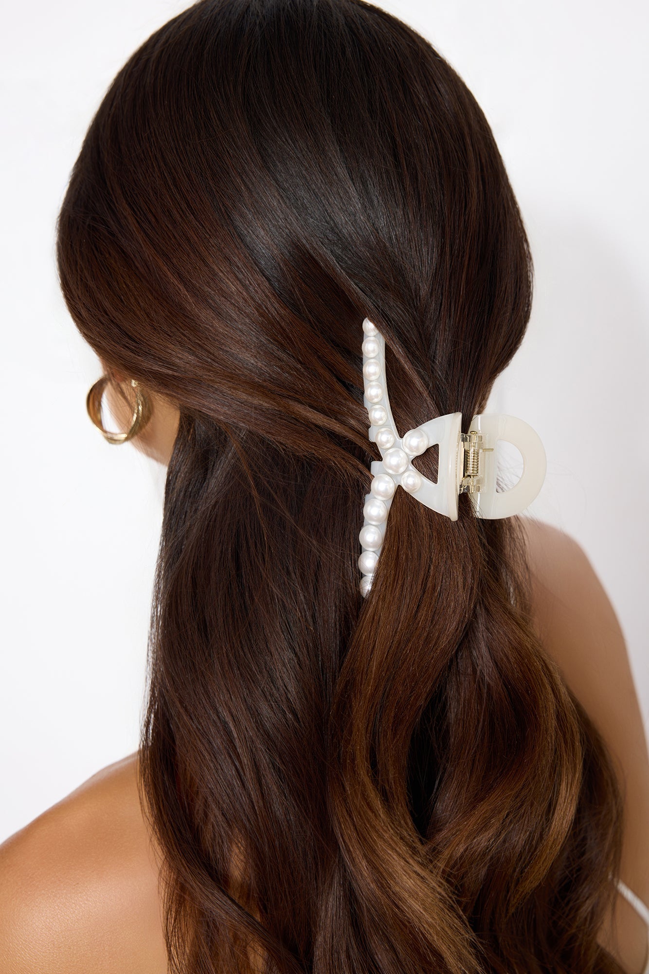Luxe Pearl Claw Clip Nude