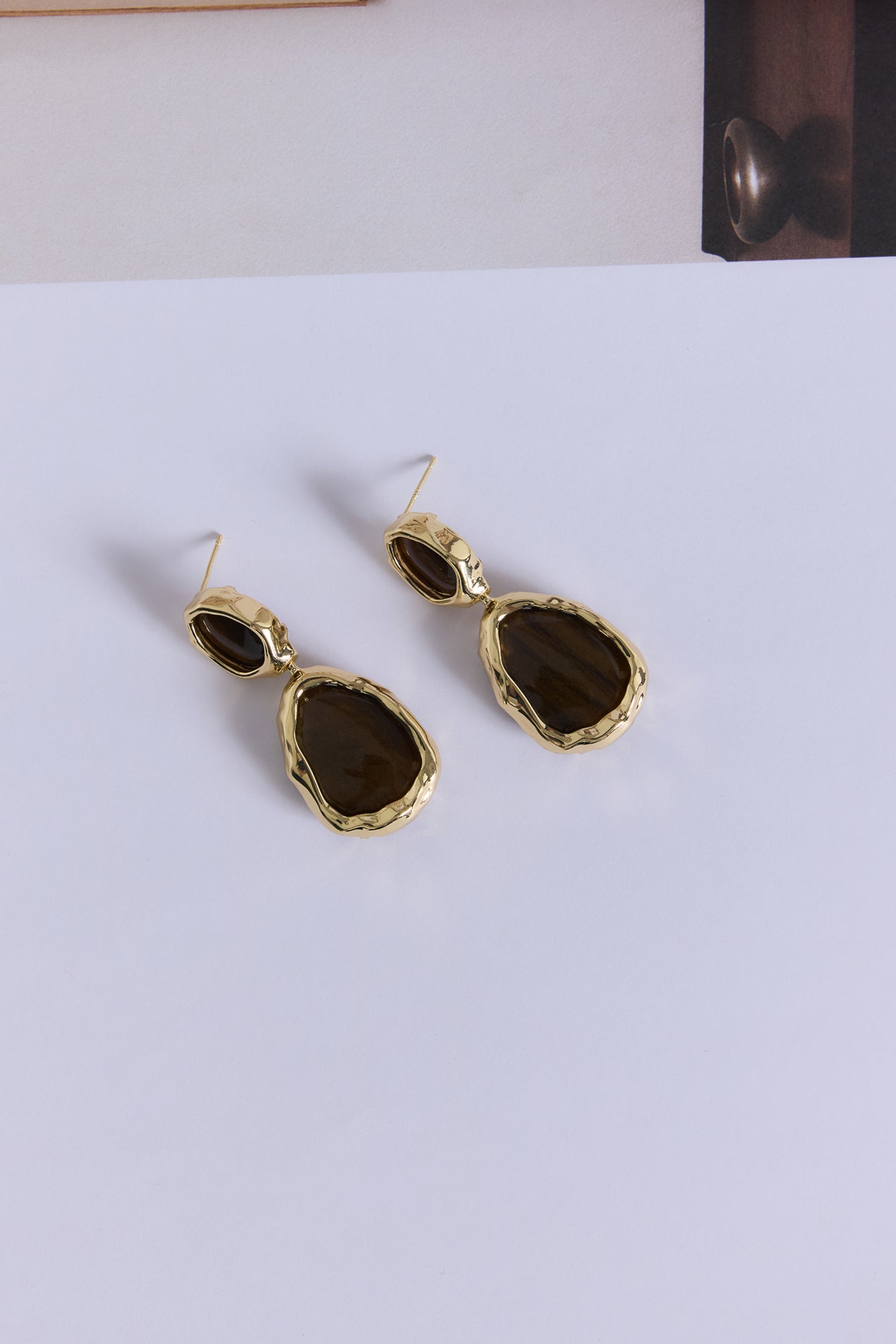Girls Who Get It Earrings Gold