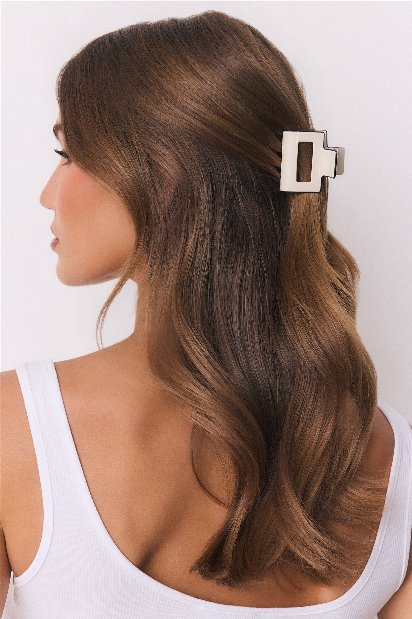 High Up Claw Clip White Black