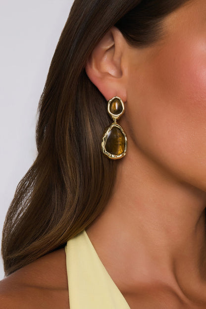 Girls Who Get It Earrings Gold