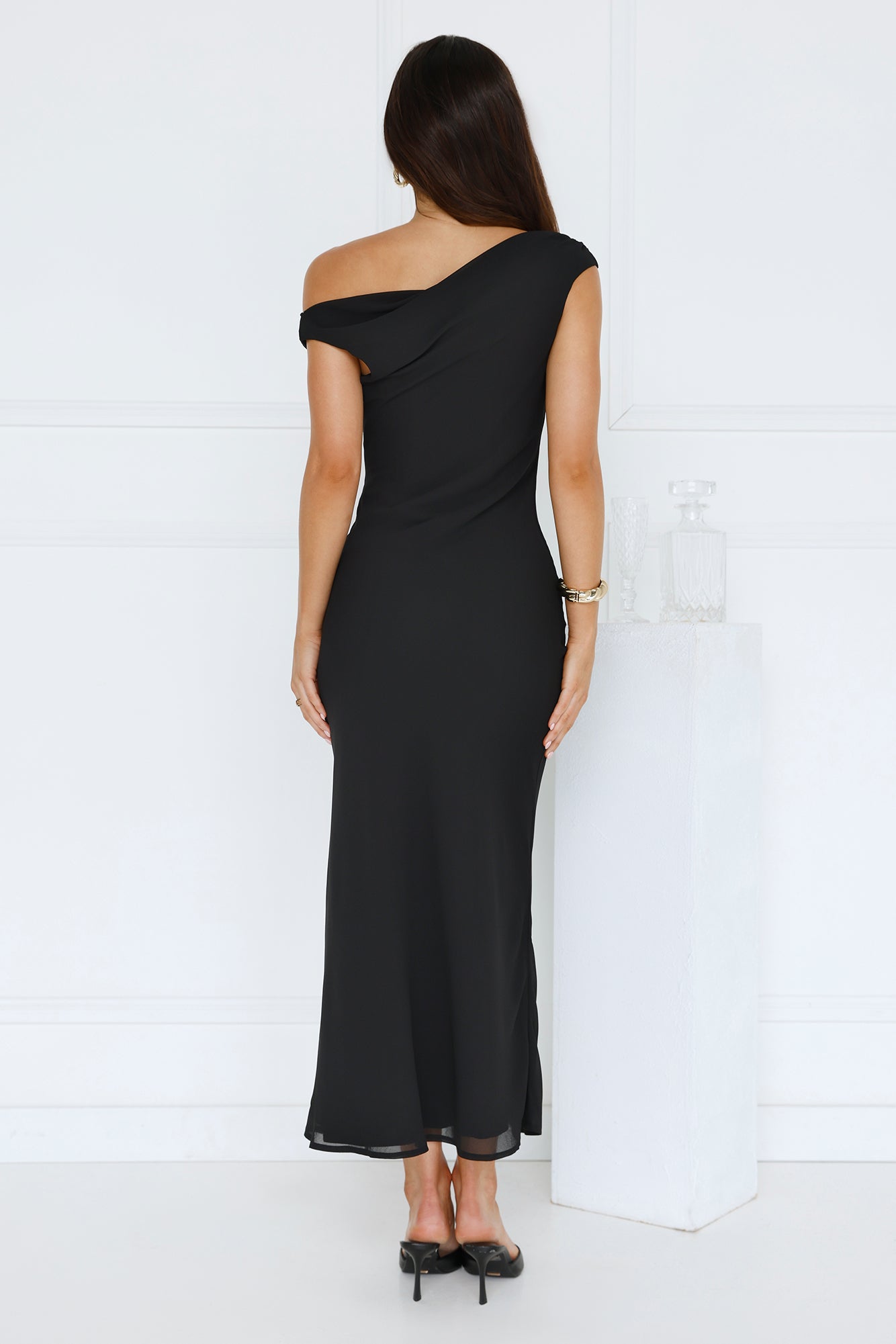 Xenia Off Shoulder Midi Dress Black