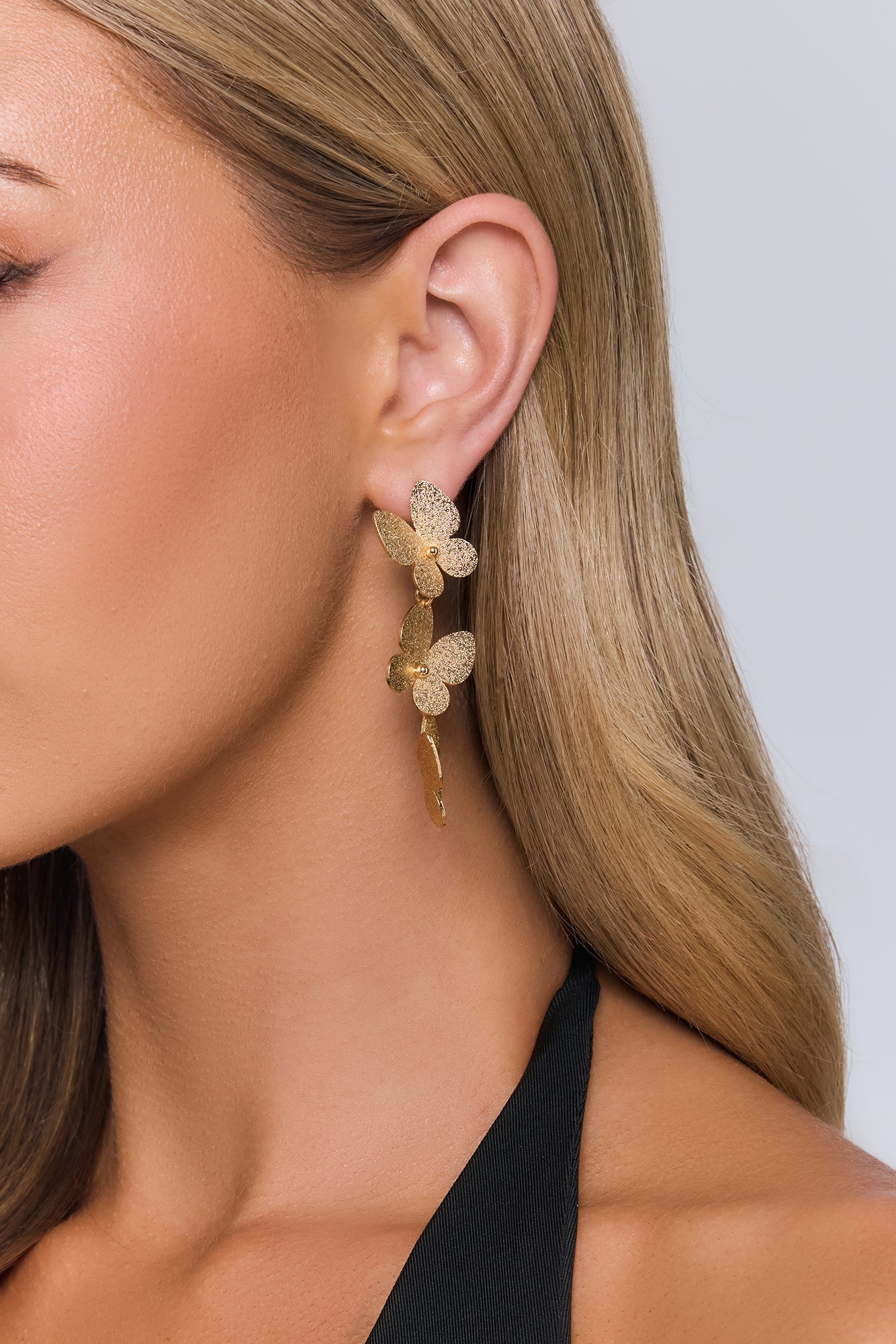 Butterfly Feels Earrings Gold