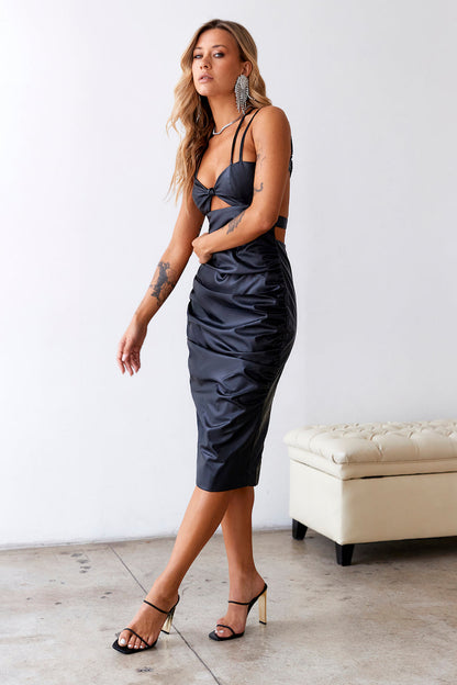Nights Of Fun Midi Dress Black