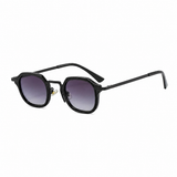 Black Frame / Violet Lens