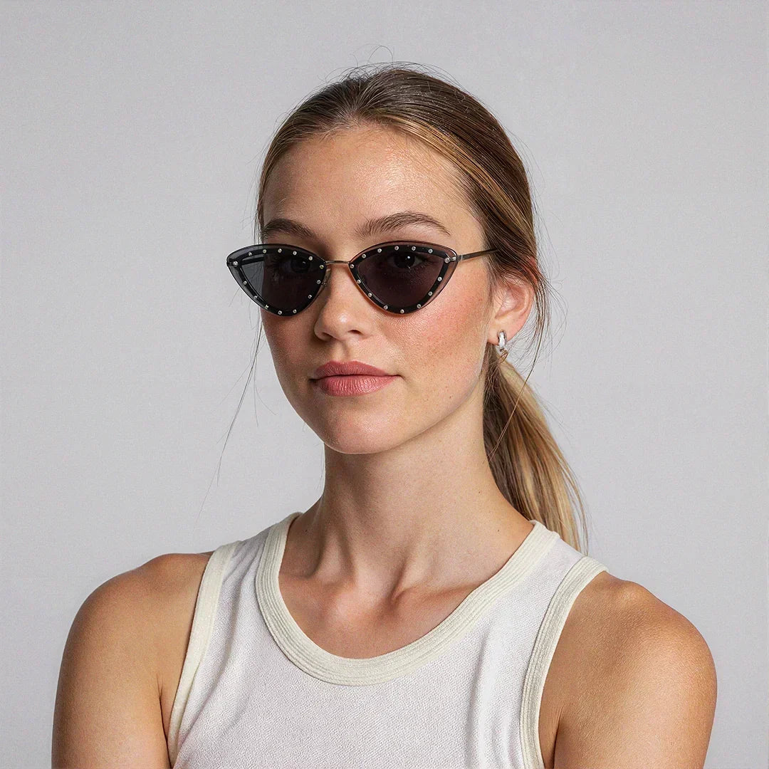 Sunglasses – Quebec